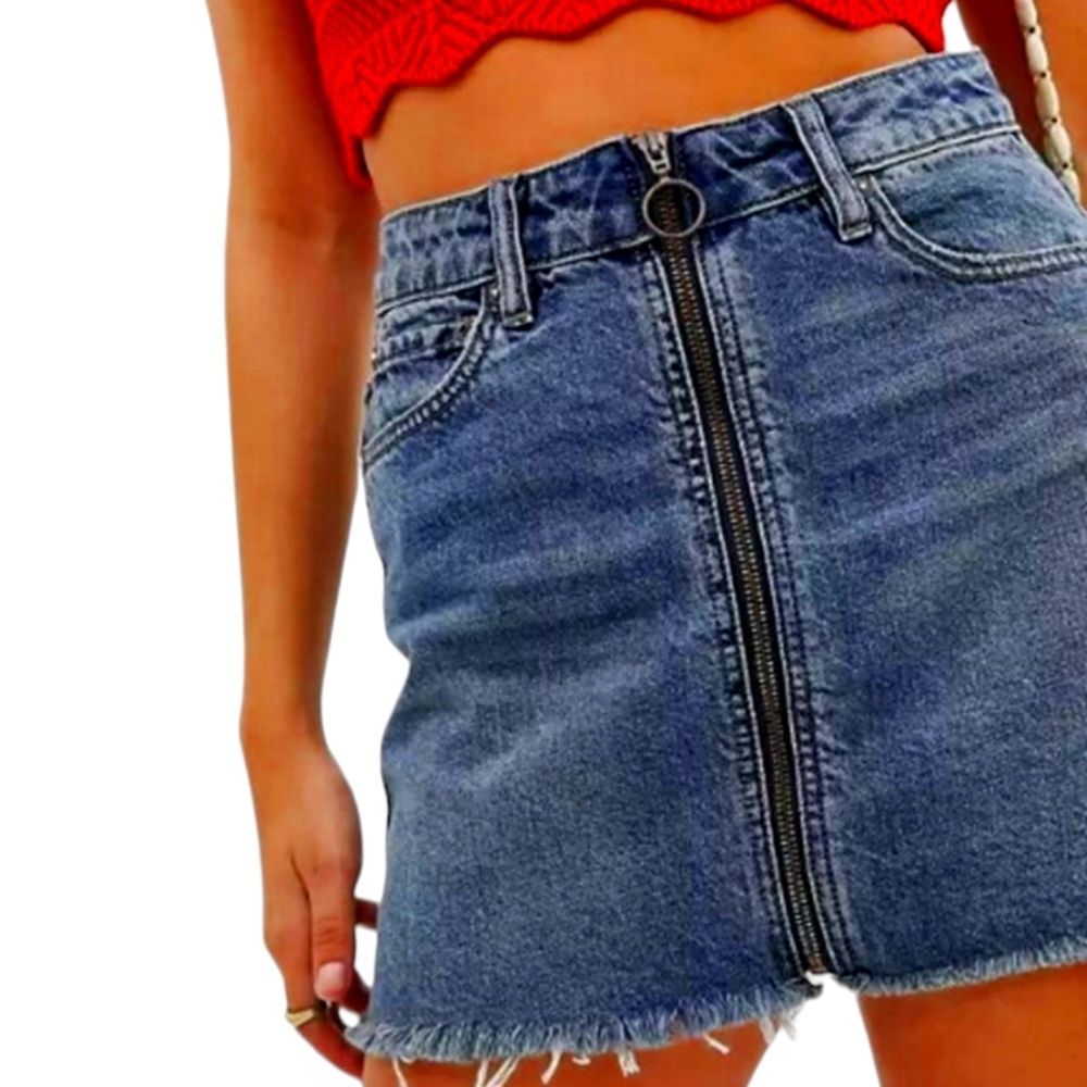 WE THE FREE People Zip It Up Zipper Denim Jean Mini SKIRT Blue Raw Hem 27 M